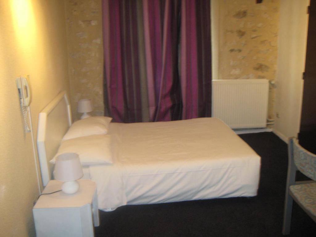 Hotel Restaurant Du Mee Le Mee-sur-Seine Room photo