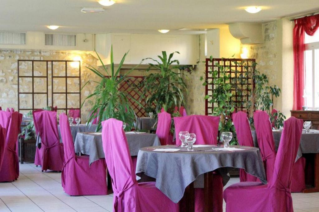 Hotel Restaurant Du Mee Le Mee-sur-Seine Exterior photo