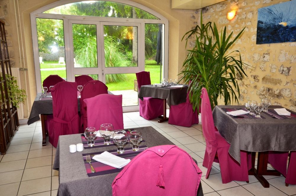 Hotel Restaurant Du Mee Le Mee-sur-Seine Exterior photo