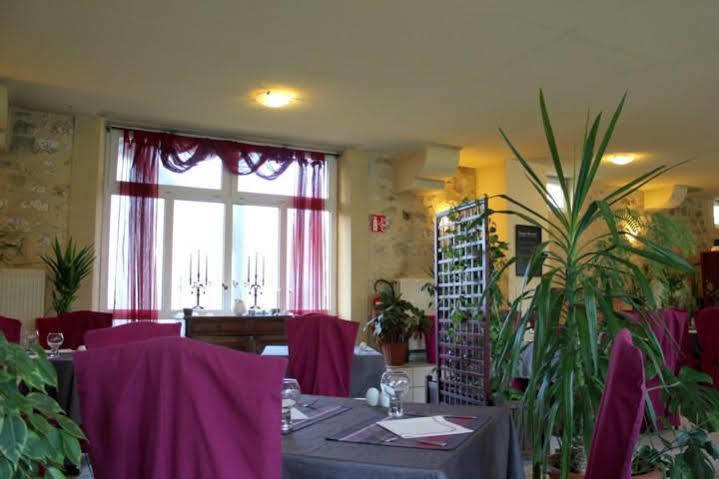 Hotel Restaurant Du Mee Le Mee-sur-Seine Exterior photo